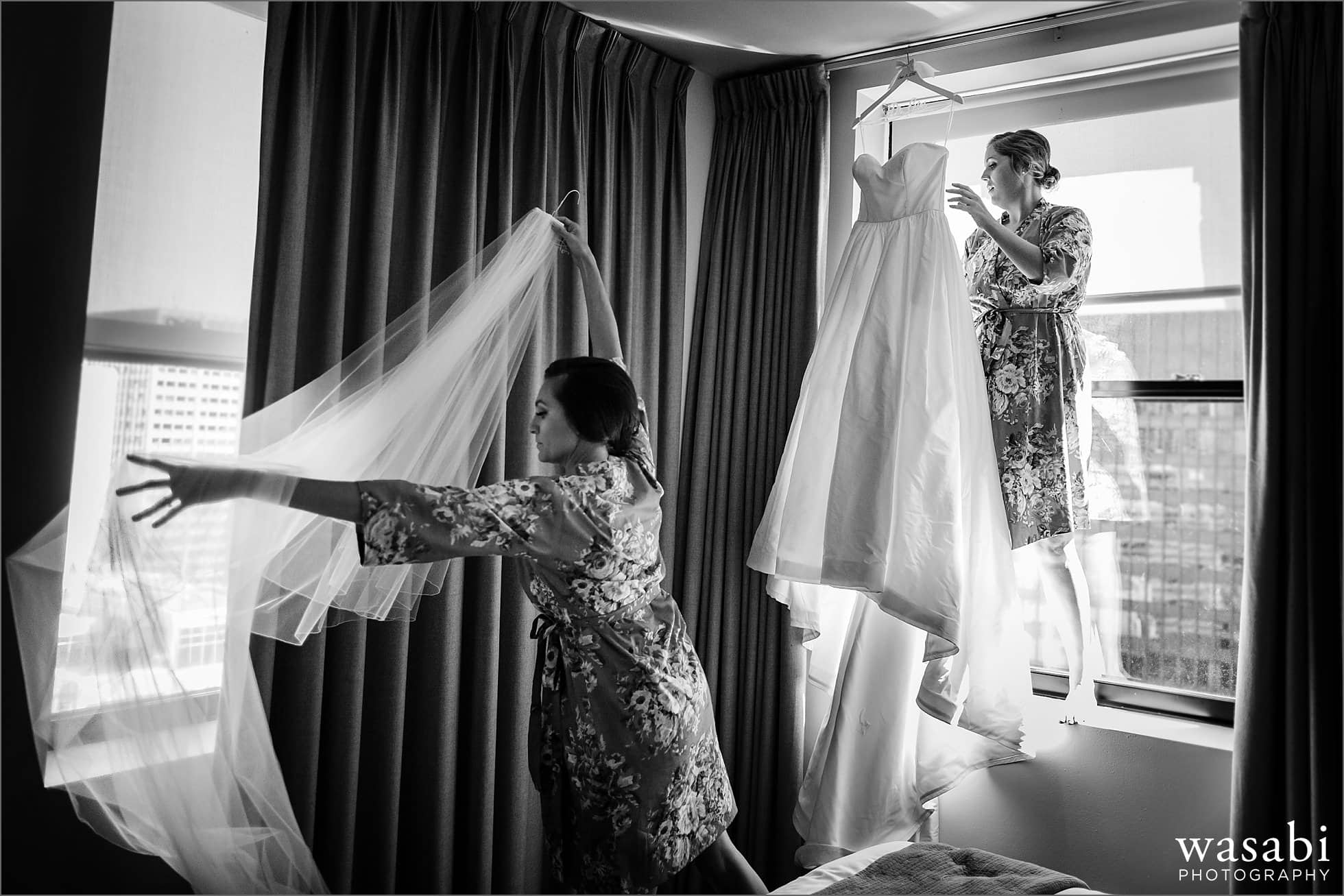 bride getting ready at hard rock hotel chicago