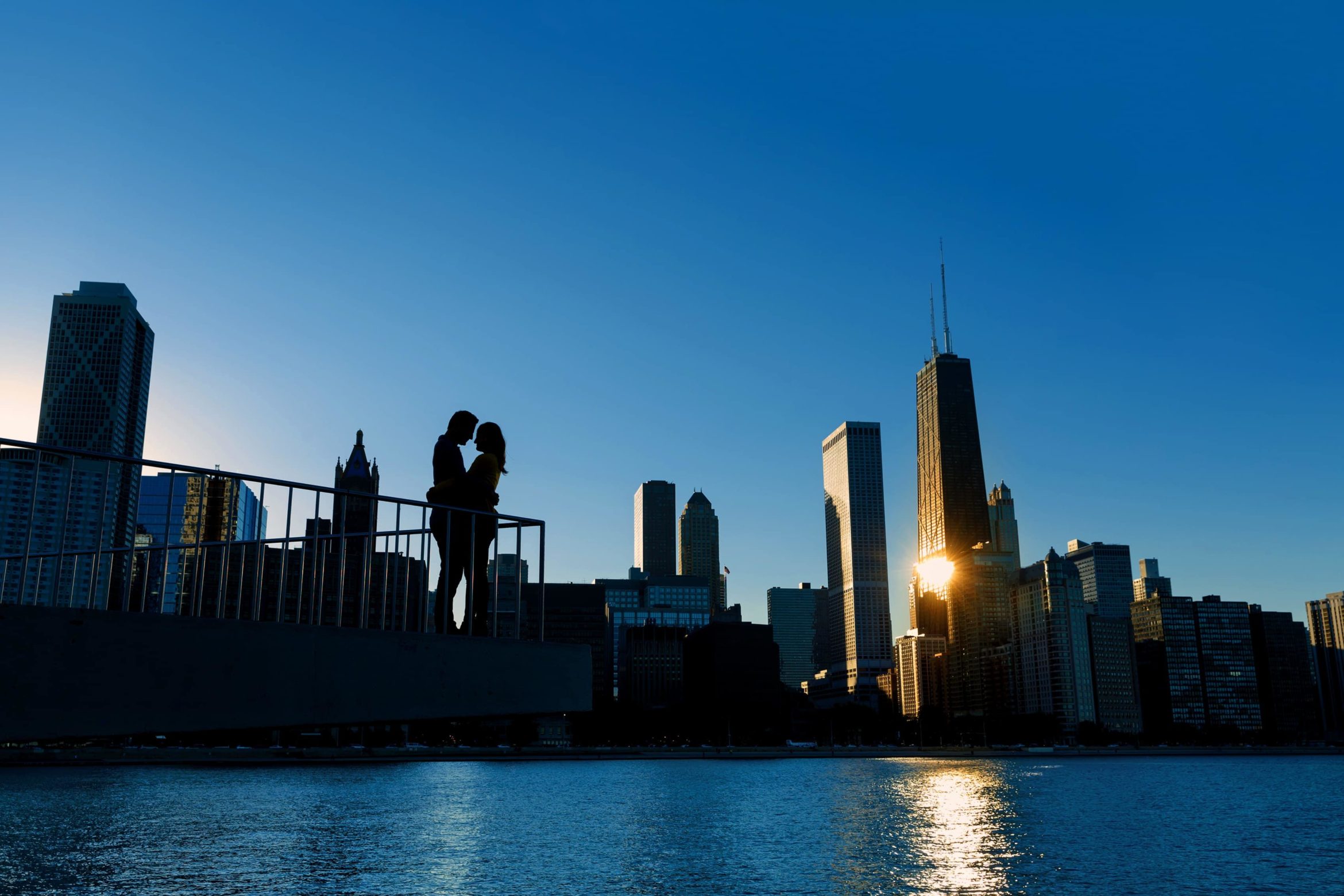 chicago-skyline-engagement